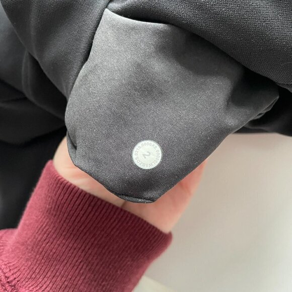 Lululemon On The Fly Jogger Pull On Mid Rise Drawcord Waist Casual Black 2 - Picture 7 of 7